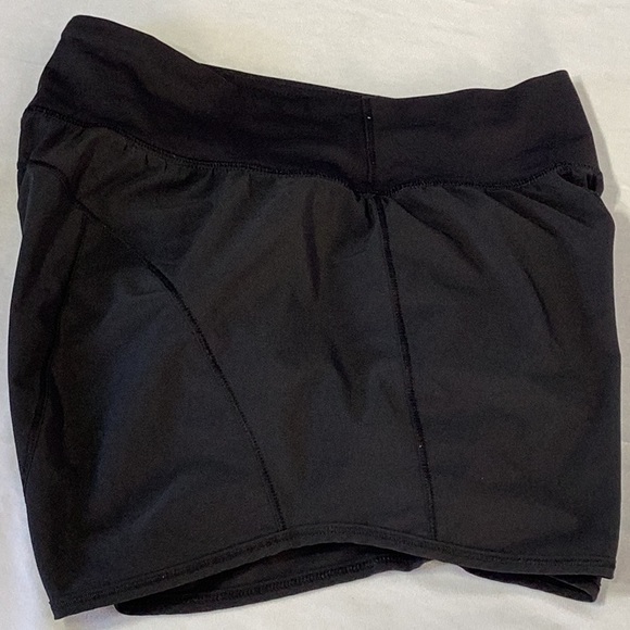 Lululemon track shorts - Picture 9 of 11